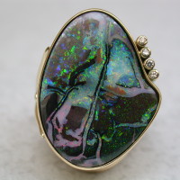 bolder opaal  met diamant afbeelding afbeeldingen speciaal ontwerp atelier12hoven bijzondere ontwerpen