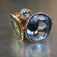 symbolisch sieraad gedenk sieraad goud diamant aquamarijn olivijn peridot groene stenen